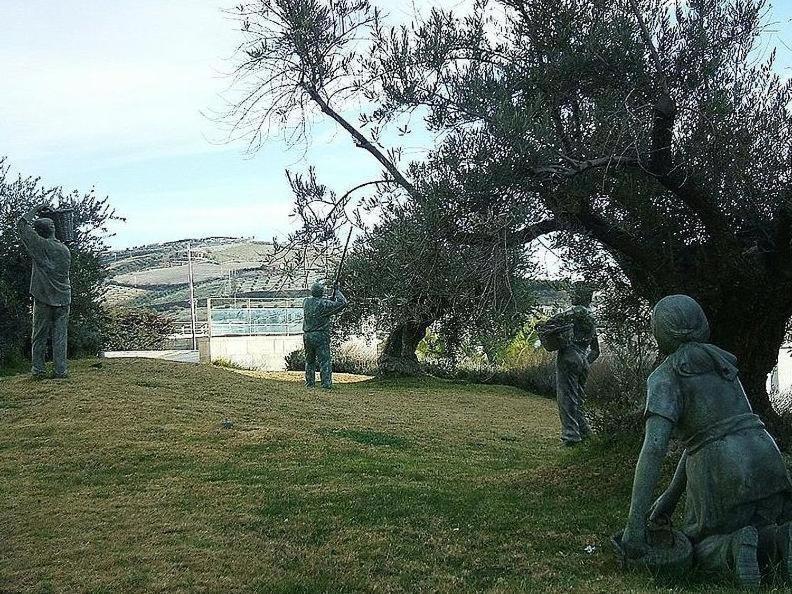 Hostal Los Claveles Baena Dış mekan fotoğraf